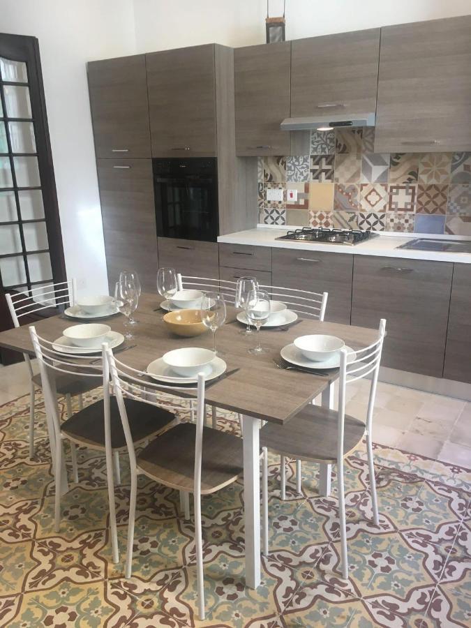Spacious 4-Bedrooms Townhouse In Tas-슬리에마 외부 사진